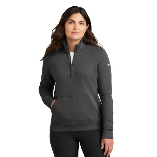 Women's Club Fleece Sleeve Swoosh 1/2 Zip Thumbnail